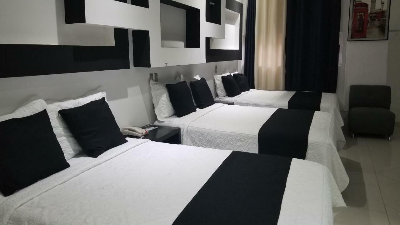 Hotel Dluxe Сан-Хуан-де-лос-Лагос Экстерьер фото